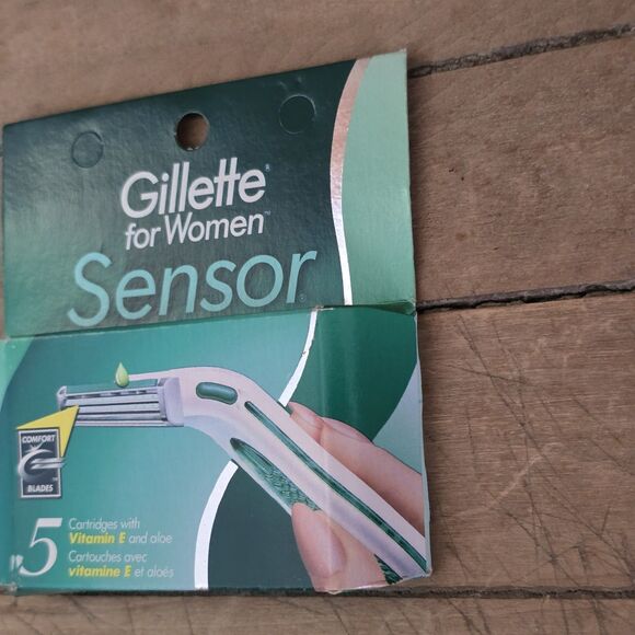 Gillette Sensor For Women 5 Razor Blades Refill Cartridges NON-EXCEL Version NOS - Picture 4 of 8